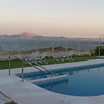 Punta Carnero מלון 3*